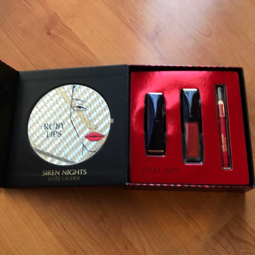 Estee Lauder 3- piece gift set